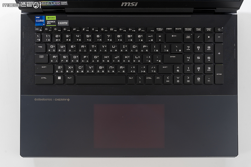 MSI Titan 18 HX A14V 測試報告｜穩坐龍魂電競的旗艦效能王座