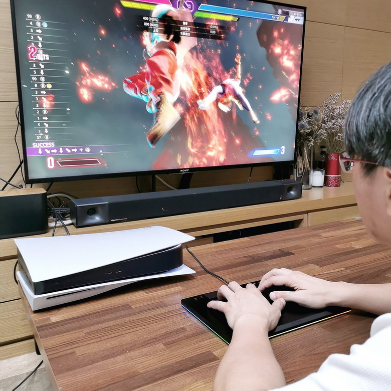 Razer Kitsune - 超纖薄、超精準、快速出招,讓您成為格鬥高手
