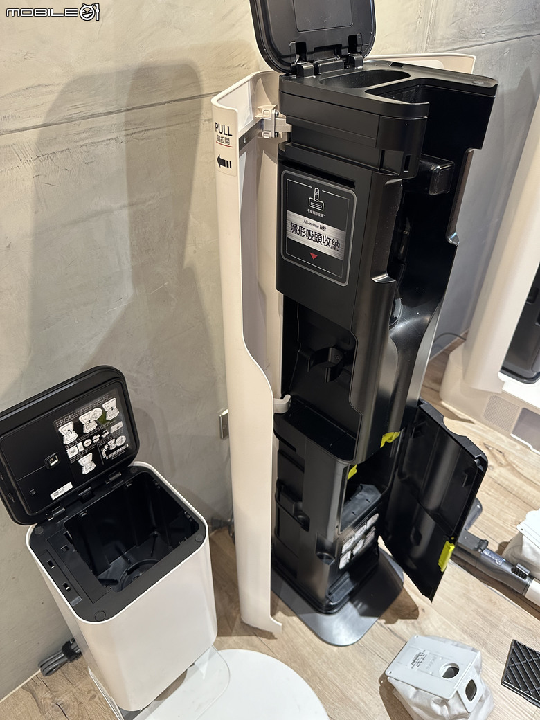 【LG 清空塔現場體驗】全新 A9X 吸塵器 & R5T 濕拖清潔機器人，打掃雙神器合體