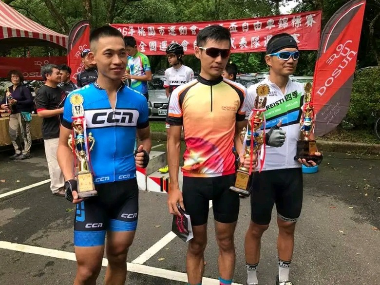 點我看大圖 謝謝大家幫我找回單車,當我人生不如意,靠單車翻轉台灣阿甘正傳學習阿甘精神,也感謝台灣媒體幫我採訪感動故事