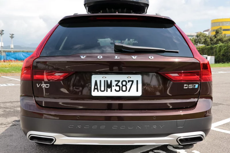 一個時代的終結:最後一輛VOLVO柴油車下線