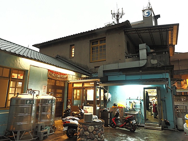 峨眉湖步道、細茅埔吊橋、富興老街、大自然文化世界、世界幸福咖啡總店-快樂咖啡坊,外掛關西一銀麵 — 浪漫臺三線之新竹峨眉湖半日行旅