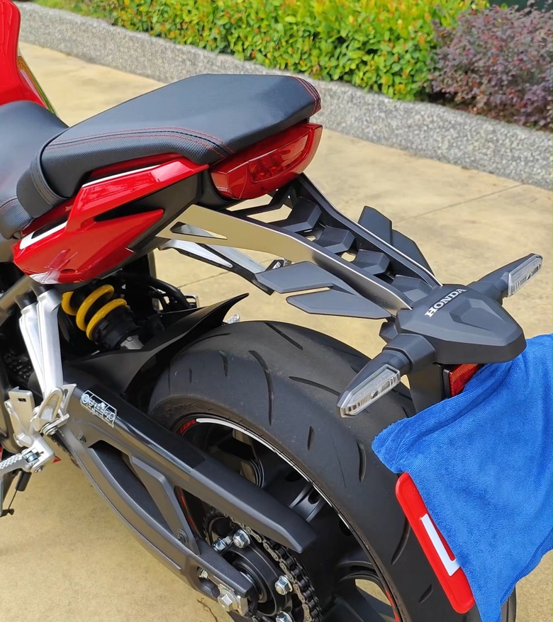 2024 CBR650R/CB650R新舊款比較