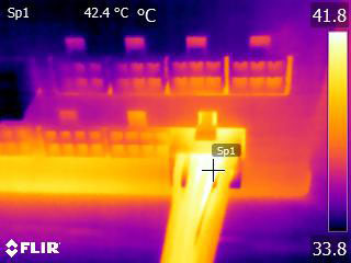 點我看大圖 thermaltake TOUGHPOWER GF A3 ATX 3.0 1050W金牌全模組化電源開箱