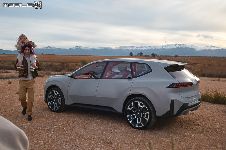BMW 「Neue Klasse X」 全球首發直擊|滿滿黑科技的全新世代純電 SAV,2025年即將問世!