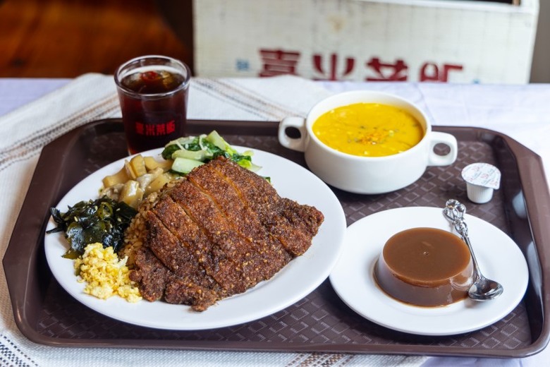 斗六復古風美食│經典菜飯創新呈現 懷舊氛圍邀你一同穿越！