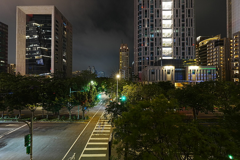 Sony FE 16-25mm f/2.8 G 評測報告｜G Lens 出頭天、畫質比肩 GM 鏡的超廣角誕生！