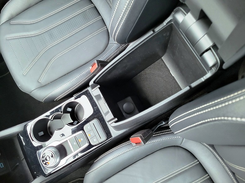 <<親子童趣>> FORD KUGA Vignale 試駕體驗心得 <<駕馭樂趣>>
