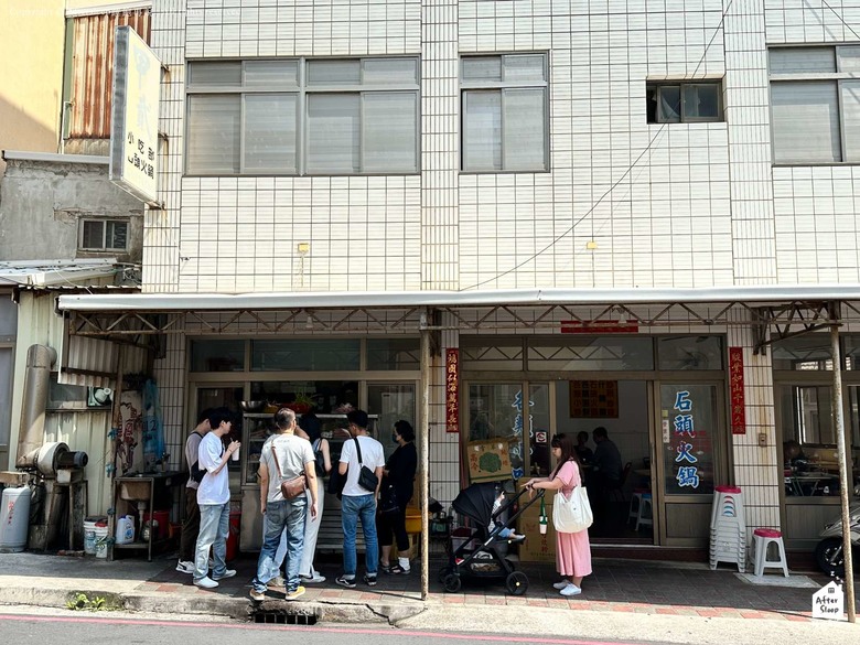 點我看大圖 澎湖馬公|甲貳石頭火鍋店_在地老店但可惜沒吃到火鍋