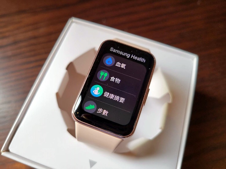 來運動囉~戴上 Galaxy Fit3 開啟我的健康生活