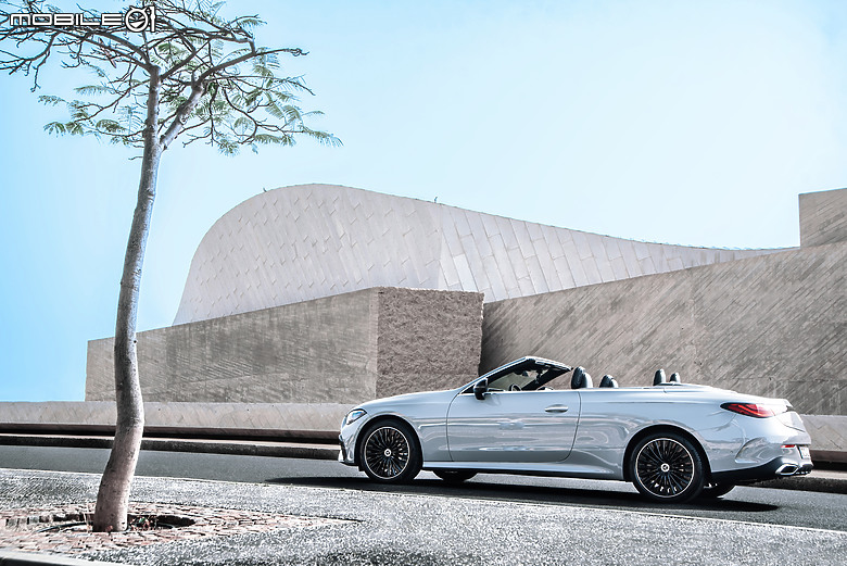 Mercedes-Benz CLE 200 Cabriolet 特內里費島試駕|奇幻島嶼之旅,無邊際美景盡收眼底!