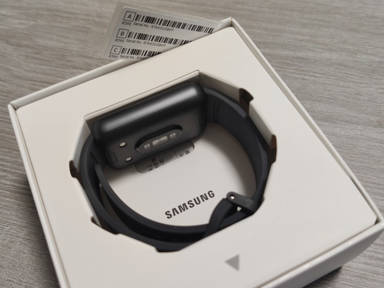 SAMSUNG 智慧手環 Galaxy Fit3，讓全民一起運動保健康！