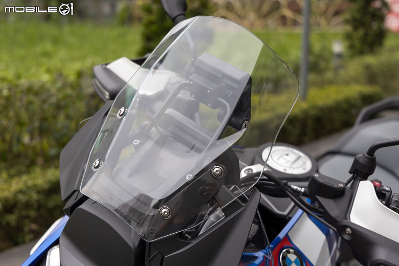 2024 BMW R1300GS 試駕|裡外徹底蛻變 運動風味更加強烈