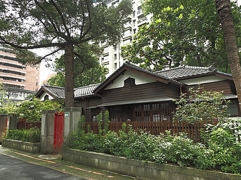 0km山物所、林業保育署保育小站【總督府山林課宿舍】|榕錦時光生活園區【原臺北刑務所官舍】 — 臺北城外日式宿舍建築逛到飽