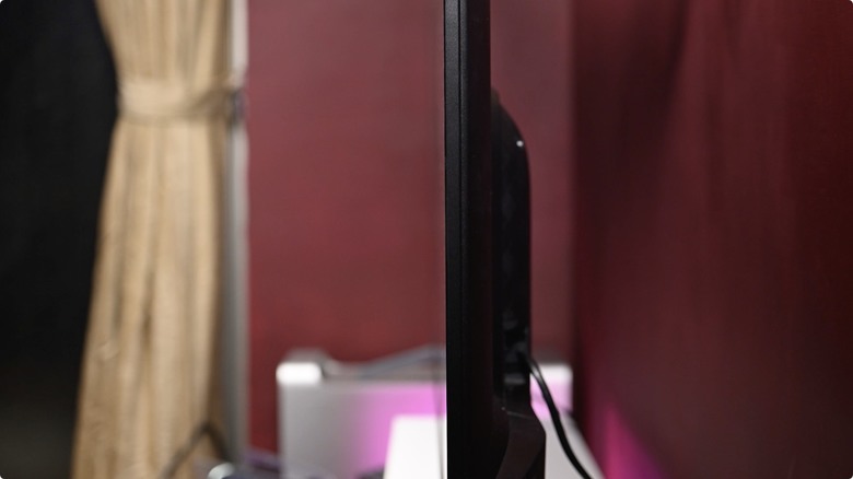 按一下就開打！BenQ J-760 開箱，PS5、Xbox Series X 電視推薦，4K 120 Hz 遊戲主機全規格滿血，還能讓 Switch 畫質大提升的 QLED Google TV