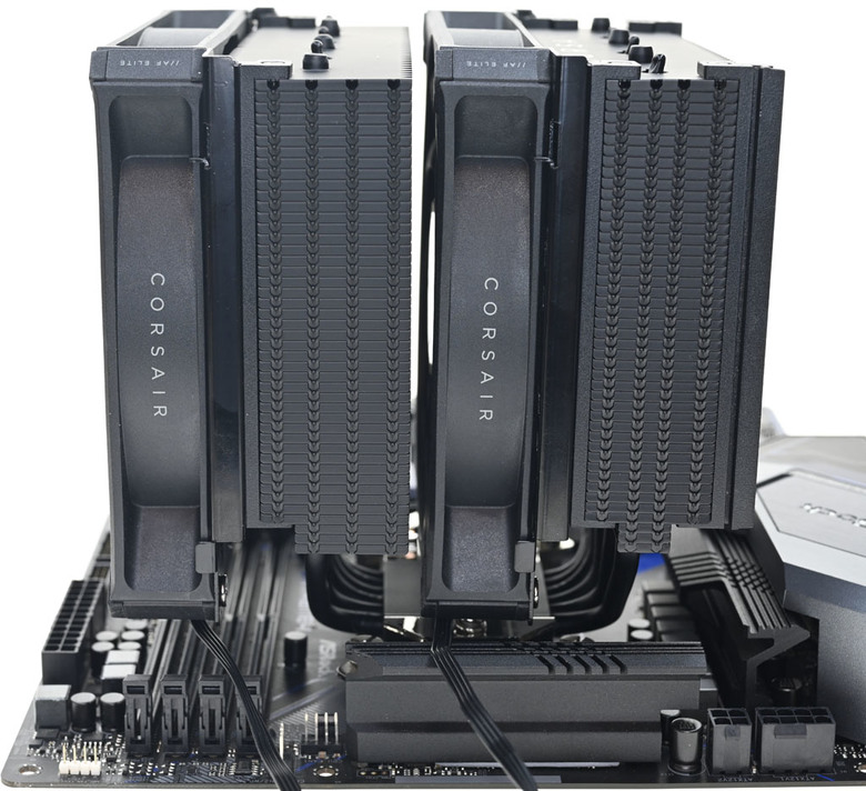 點我看大圖 CORSAIR A115散熱器開箱