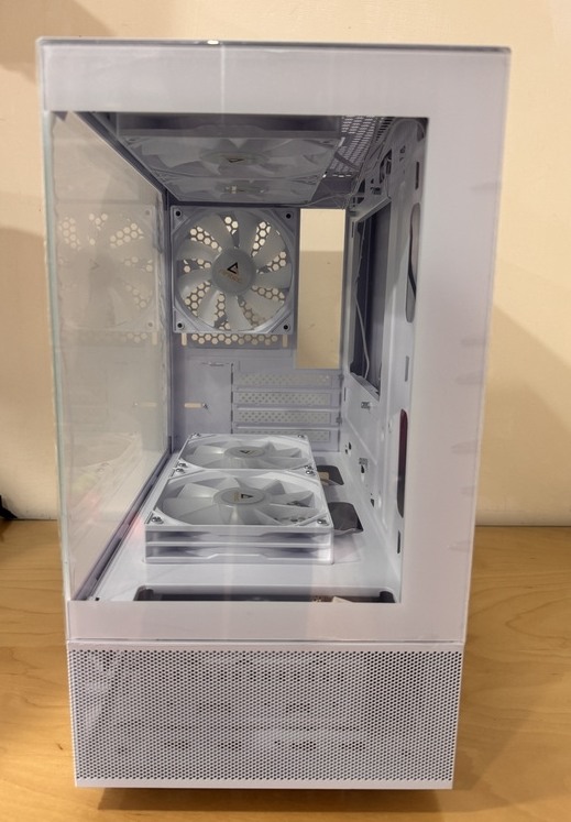 小型入門海景房 Antec CX200M RGB 開箱