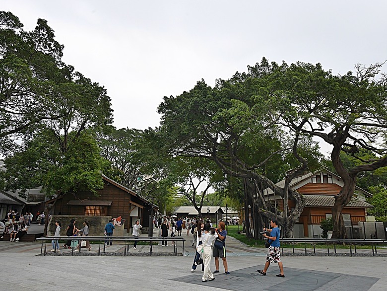 國家漫畫博物館籌備處【臺中刑務所演武場、典獄官舍、浴場、官舍群】 — 2024清明連假之臺中市區內一方綠意與懷舊日式宿舍散策