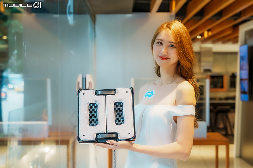 點我看大圖 【採訪】玻妞 HOBOT-6S Pro 全新升級 導入雙布振動擦拭拋光與雙邊超音波噴水獨家雙專利