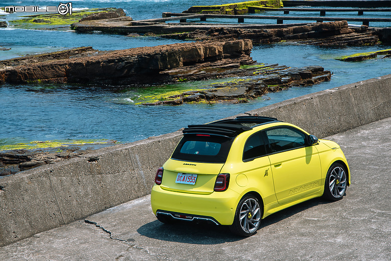 Abarth 500e Scorpionissima敞篷版國內首試|就是要與眾不同,壞起來卻更可愛!