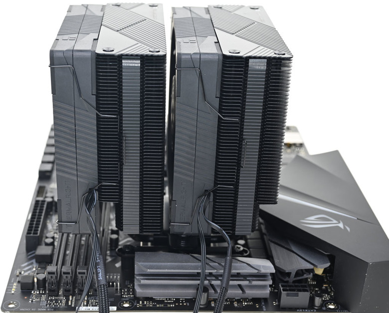 點我看大圖 Thermalright索摩樂Phantom Spirit 120 EVO散熱器開箱