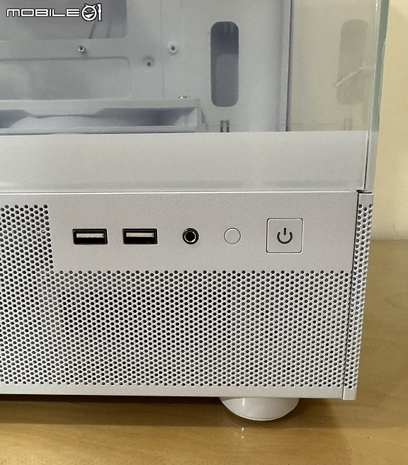 小型入門海景房 Antec CX200M RGB 開箱
