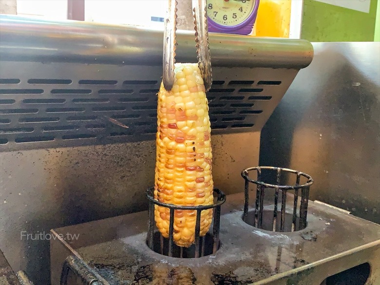 點我看大圖 限定醬烤筊白筍,脆甜可口,醬烤玉米很Q也很涮嘴