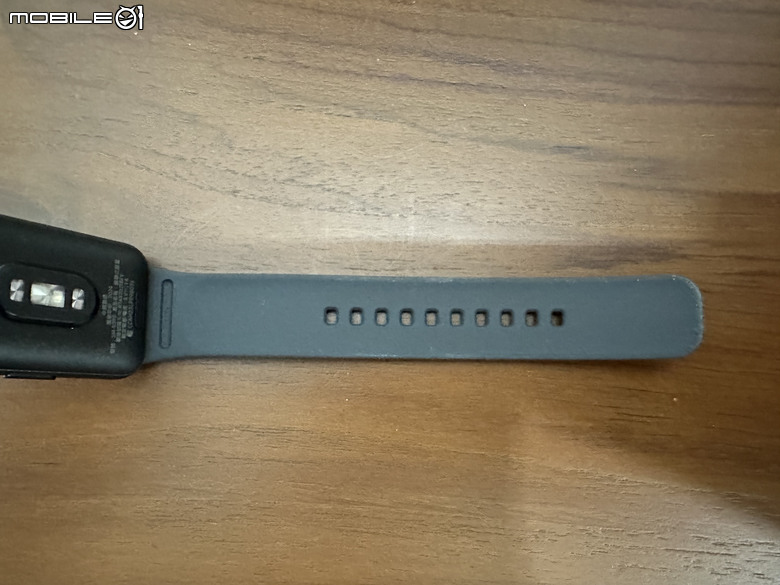 Samsung Galaxy Fit3 工作生活好夥伴，健康運動又兼顧時尚的智慧手環