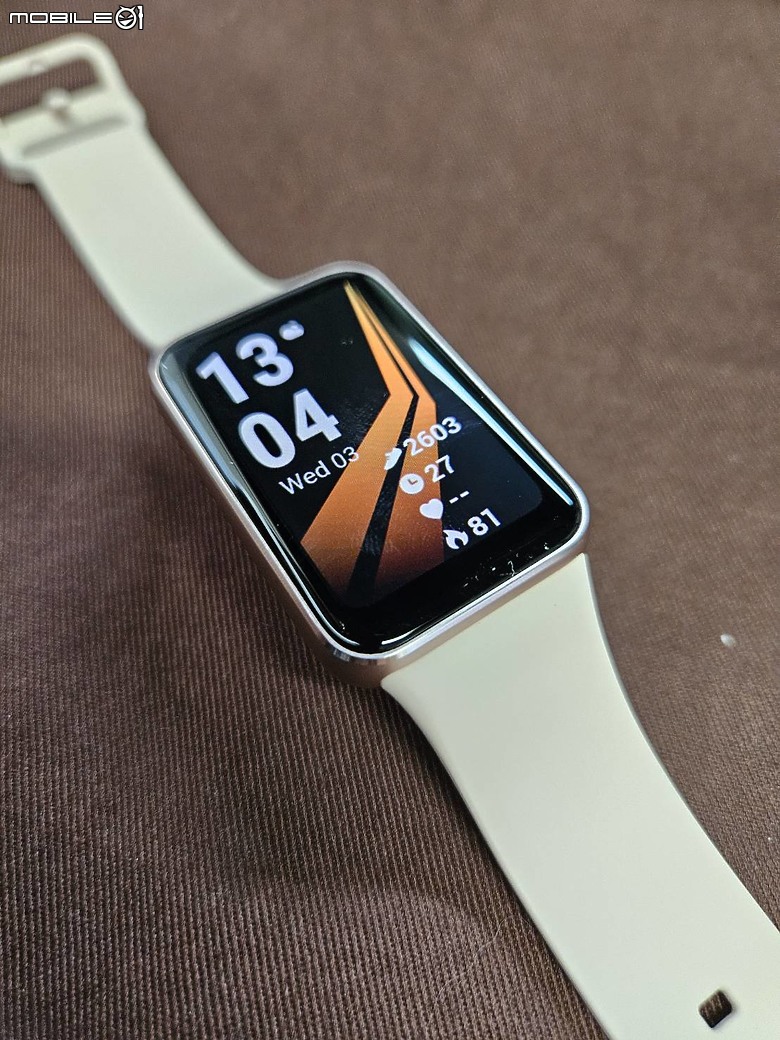 Samsung Galaxy Fit3智慧手環 穿搭 運動 睡眠一起動起來
