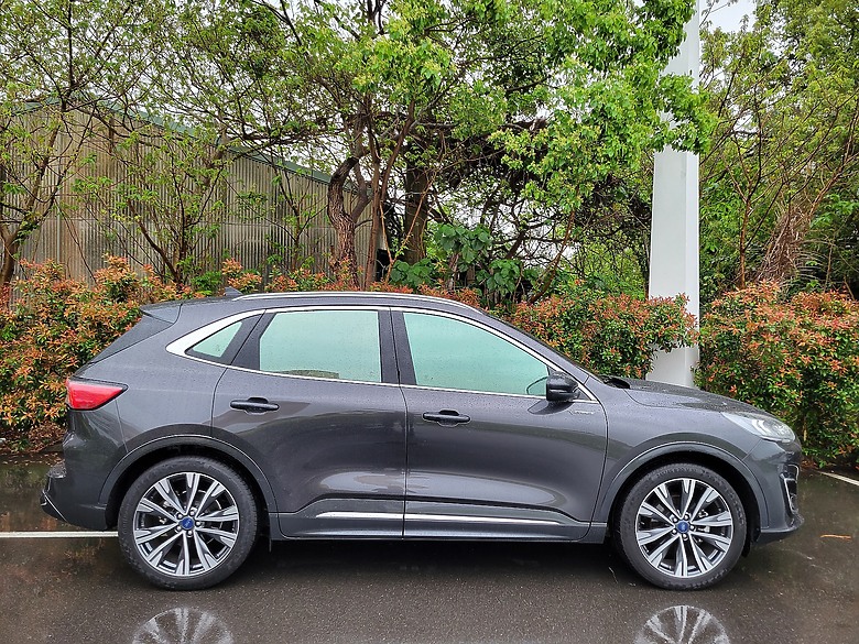 <<親子童趣>> FORD KUGA Vignale 試駕體驗心得 <<駕馭樂趣>>