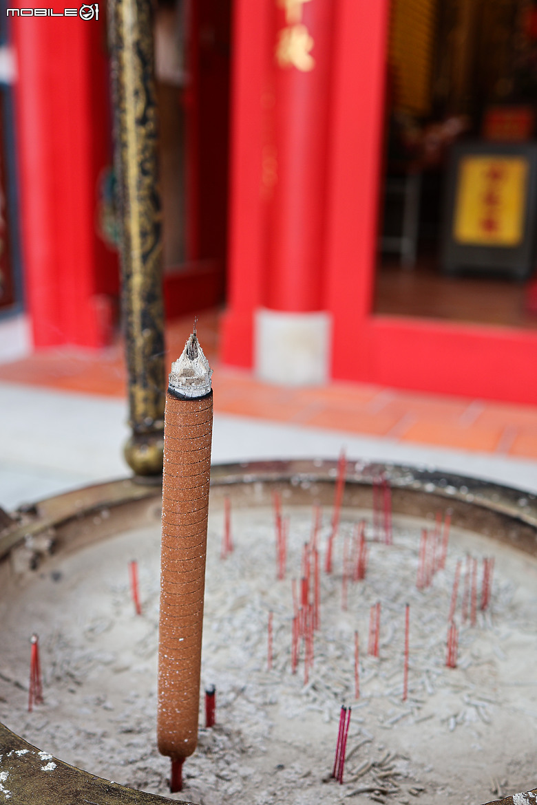 點我看大圖 街拍練習中!帶著EOS R10拜訪旗山老街
