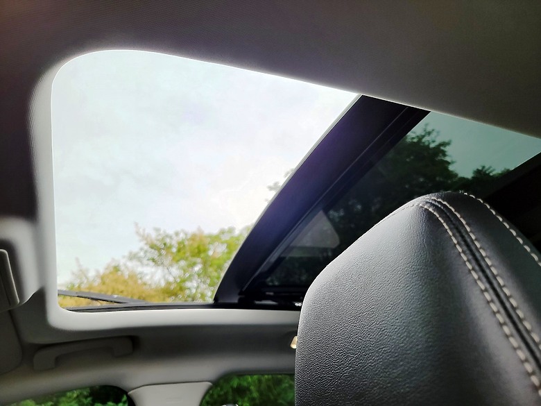 <<親子童趣>> FORD KUGA Vignale 試駕體驗心得 <<駕馭樂趣>>