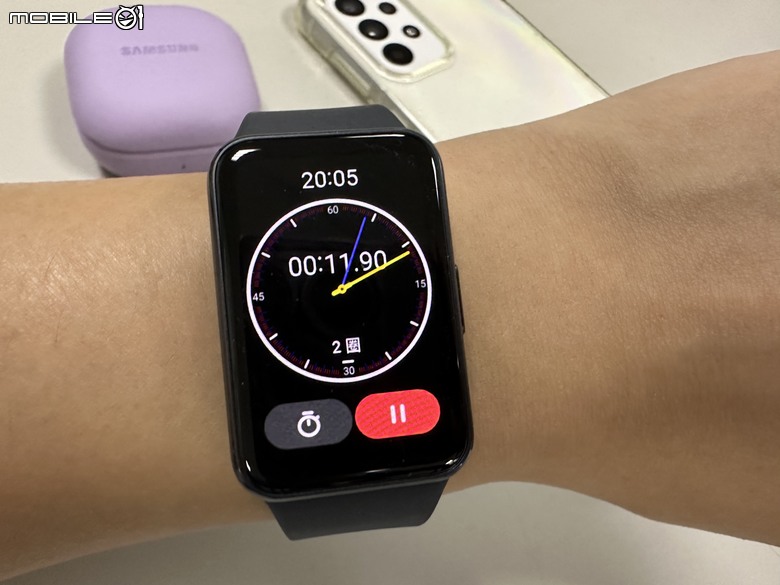 Samsung Galaxy Fit3 工作生活好夥伴，健康運動又兼顧時尚的智慧手環