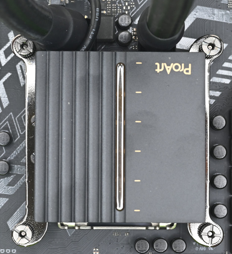 ASUS ProArt LC 420一體式水冷散熱器開箱