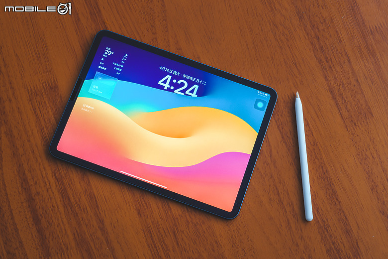 點我看大圖 AHAStyle iPad 類紙膜推薦開箱實測 – 兼具繪圖與追劇的實用配件完整介紹