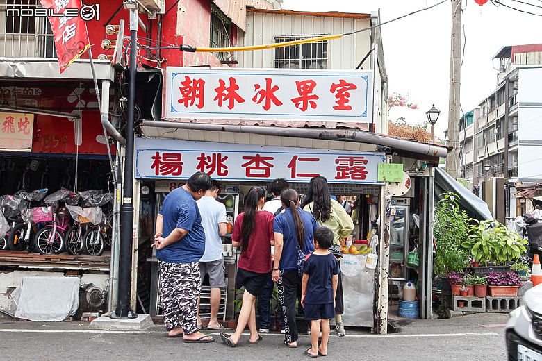 點我看大圖 街拍練習中!帶著EOS R10拜訪旗山老街