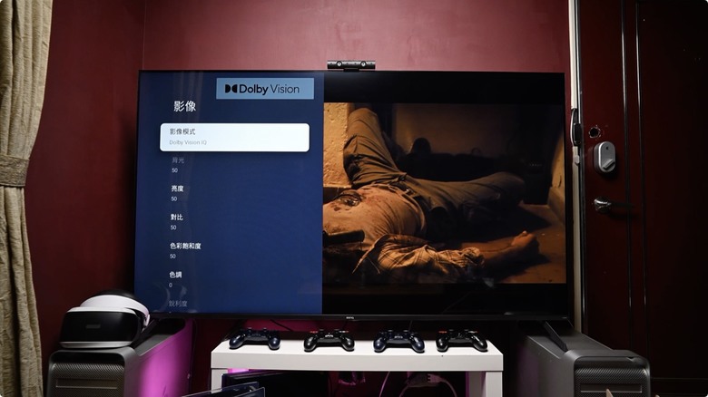按一下就開打！BenQ J-760 開箱，PS5、Xbox Series X 電視推薦，4K 120 Hz 遊戲主機全規格滿血，還能讓 Switch 畫質大提升的 QLED Google TV