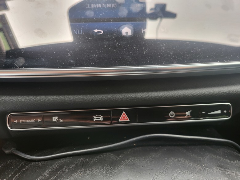 BENZ E300 AMG版(W214)實駕2個月心得分享