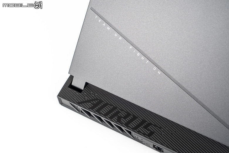 GIGABYTE AORUS 15 (2024) 測試報告｜兼具 AI 與電競效能的親民之選！