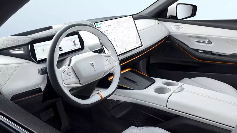 失望！竟然是長安的貼牌車Mazda EZ-6北京車展正式發表