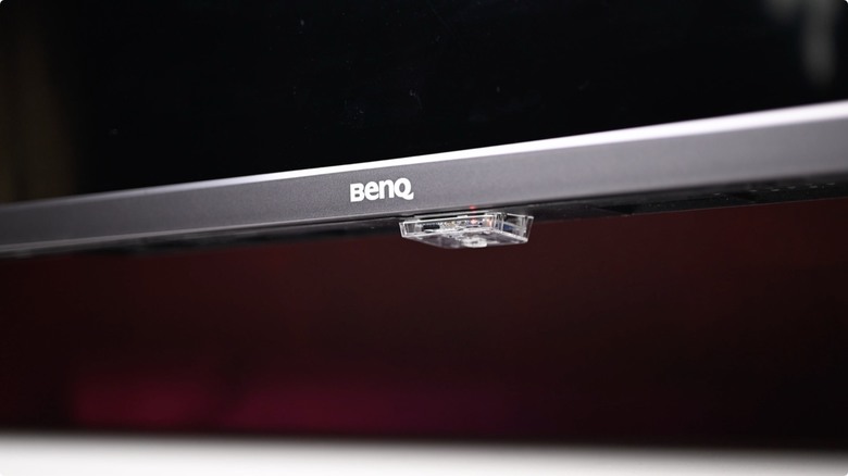 按一下就開打！BenQ J-760 開箱，PS5、Xbox Series X 電視推薦，4K 120 Hz 遊戲主機全規格滿血，還能讓 Switch 畫質大提升的 QLED Google TV