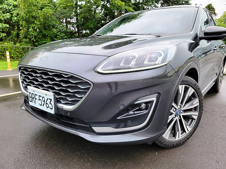 <<親子童趣>> FORD KUGA Vignale 試駕體驗心得 <<駕馭樂趣>>