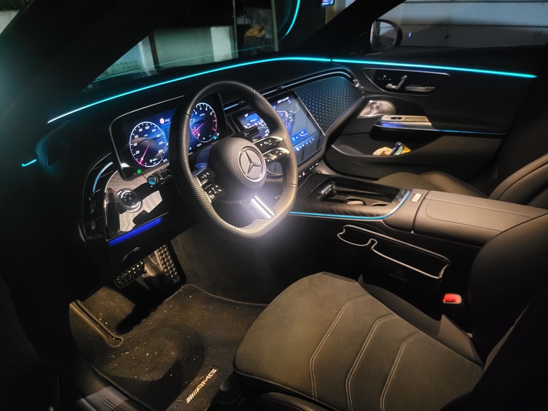 BENZ E300 AMG版(W214)實駕2個月心得分享