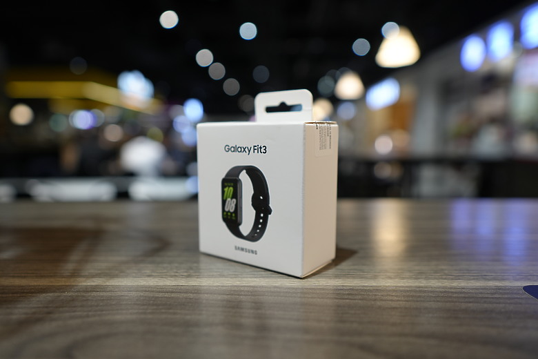【開箱！】Samsung Galaxy Fit3 智慧手環 - 美觀！時尚！超輕薄！！