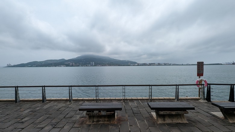 提前安排的母親節午餐 + 淡水河畔一日遊 - 時光樹影-Memory 河岸景觀餐廳 / 淡水紅毛城快閃