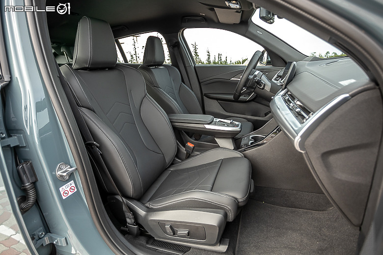 BMW 大改款 X2 20i / M35i 澎湖試駕|維持經典的大膽創新,走出自己的潮路線!