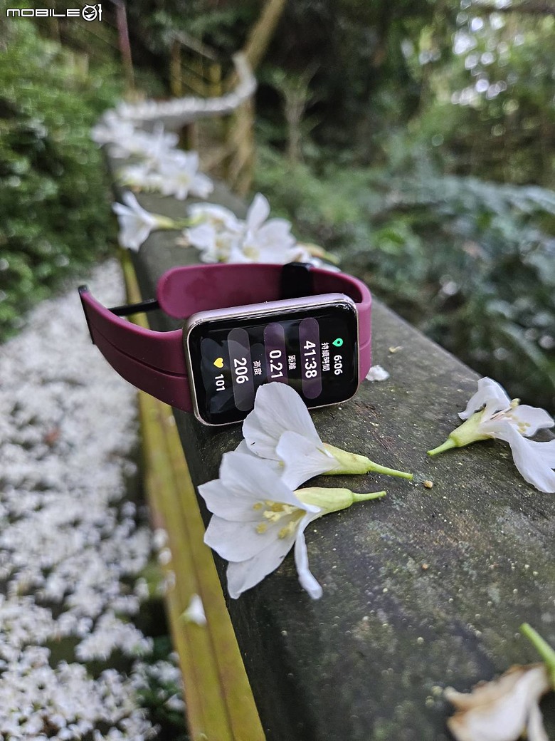 Samsung Galaxy Fit3智慧手環 穿搭 運動 睡眠一起動起來