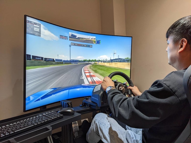 從極限到完美的最後一哩路: Gmotor 111 TrackDay與模擬器的虛實整合車手訓練營