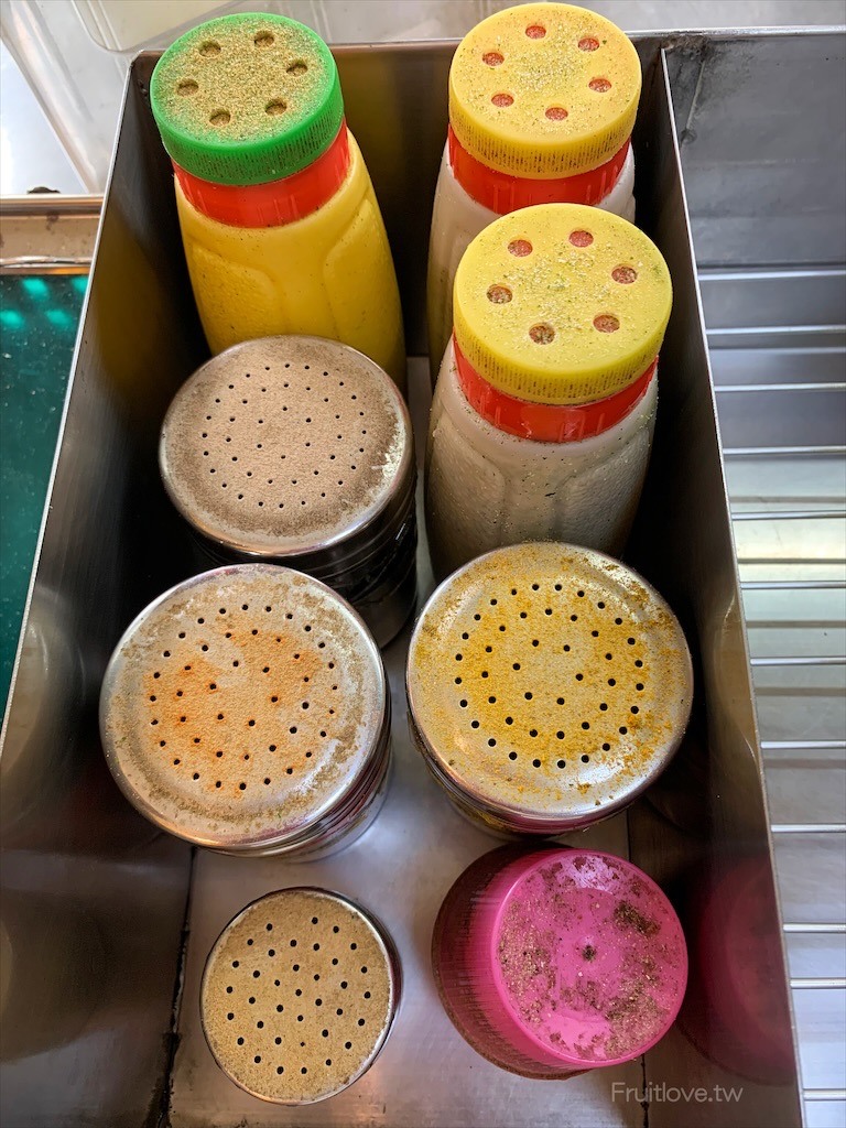 點我看大圖 限定醬烤筊白筍,脆甜可口,醬烤玉米很Q也很涮嘴
