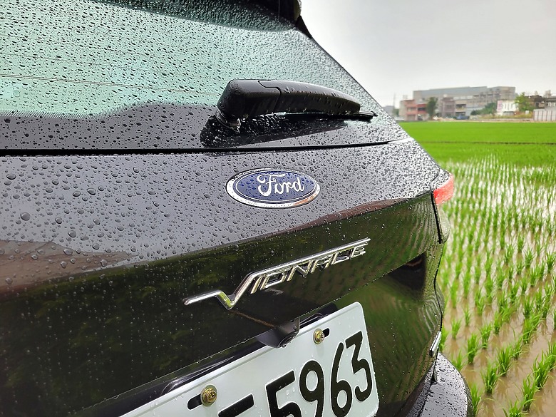 <<親子童趣>> FORD KUGA Vignale 試駕體驗心得 <<駕馭樂趣>>
